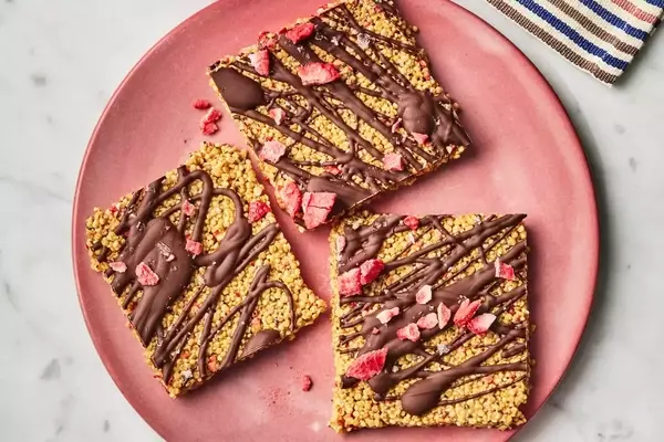 Delicious and Healthy Chocolate Snack Ideas