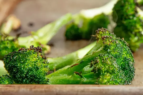 The Secret to Perfectly Tender Roasted Broccoli: Embracing Steam and High Heat