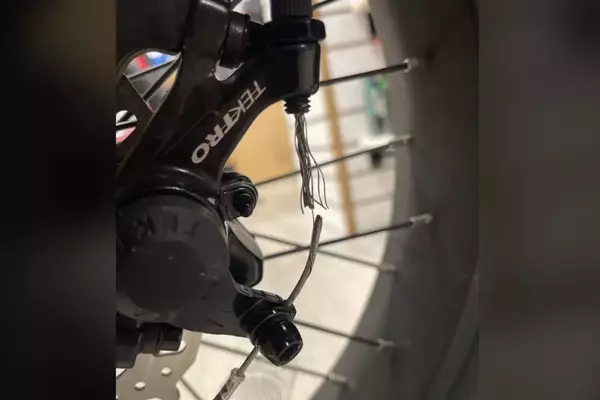 Cycling News Digest: From Dangerous Brakes to Velodrome Fires