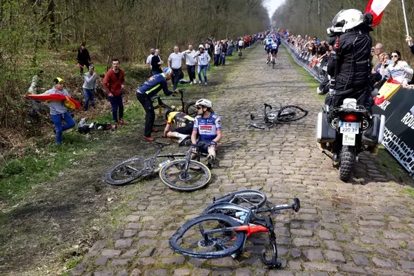 Cobblestone Thefts Jeopardize Paris-Roubaix Race Safety
