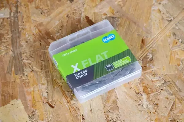 KMC X Flat Waxed Chain: A Convenient Solution for SRAM Drivetrains
