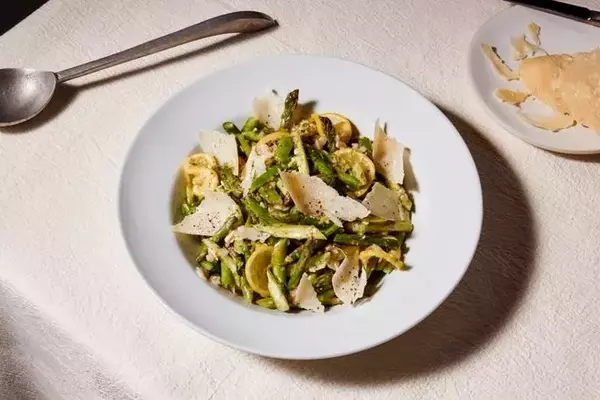 The Culinary Breakthrough of Smashed Asparagus Salad