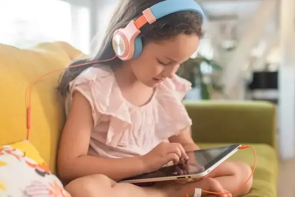 Roblox Rolls Out Enhanced Safety Features: Age-Based Accounts and Advanced Parental Controls