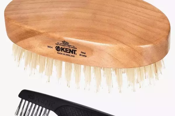 The Ultimate Guide to Selecting the Perfect Beard Brush