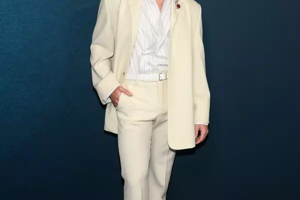Connor Storrie's Monochromatic Style Triumph at Tiffany & Co. Event