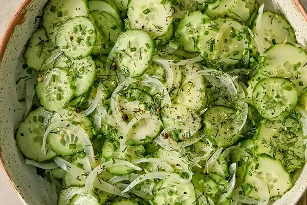Marinated Cucumber Salad: A Refreshing and Healthy Side Dish