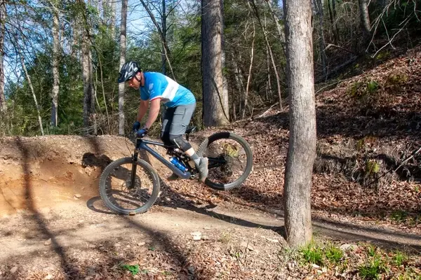 Mastering the Art of Nose Pivots in Mountain Biking