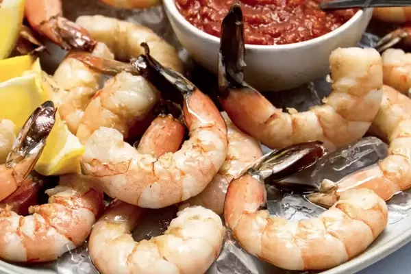 The Secret to Perfectly Cooked Shrimp: Dry Brining with Baking Soda and Salt