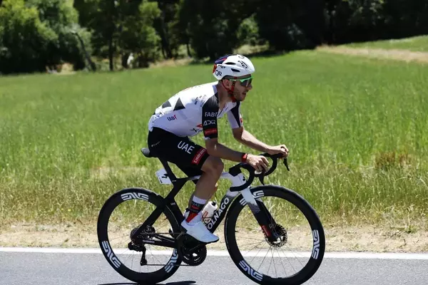 Adam Yates Prepares for Giro d'Italia with Altitude Training After O Gran Camino Triumph