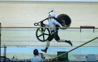 Cyclist's Determined Finish After Crash Secures Track World Cup Qualification