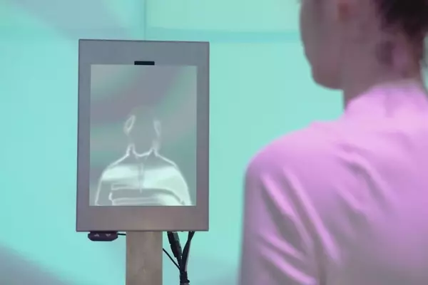 The Future of AI in Luxury Fashion: Enhancing Human-Centric Experiences