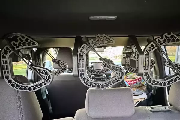 Innovative Rod Rig Holder Revolutionizes Fishing Rod Transport in Vehicles