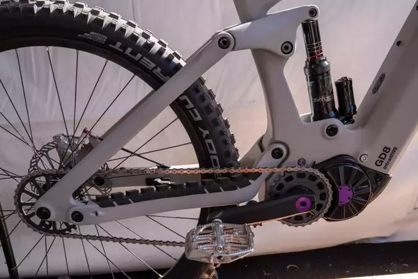 Intradrive's GD8: Revolutionizing E-Bike Drivetrains with Integrated Motor-Gearbox Unit