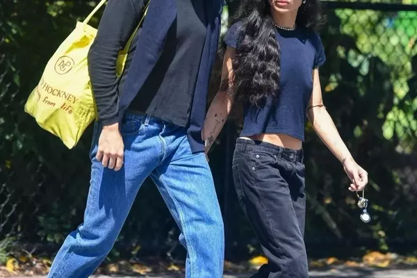The Evolving Style of Harry Styles and Zoë Kravitz: A Fashionable Chronicle