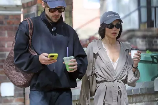 Are Harry Styles and Zoë Kravitz Engaged? Speculation Arises from London Sighting