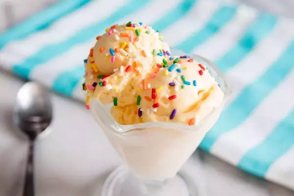 The Art of No-Churn Ice Cream: Innovations for Creamy Frozen Delights