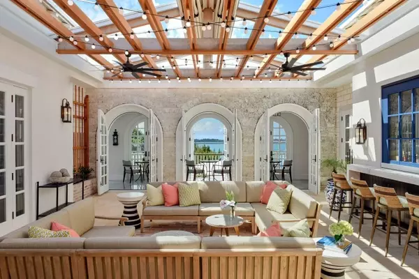 A Journey to Bermuda: Exploring the Island's Charms