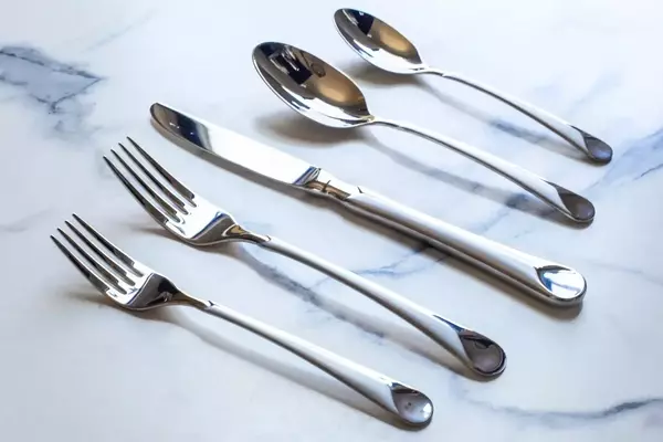 The Ultimate Guide to Choosing the Best Flatware Sets: An Expert Review