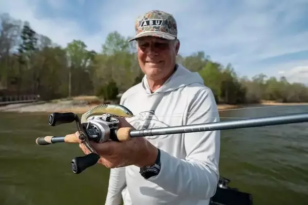 Innovative Fishing Reel Revolutionizes Angler Control