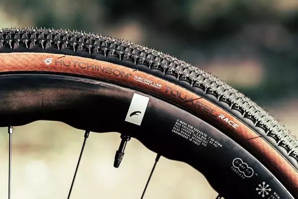 Hutchinson Unveils Touareg Race Gravel Tire: Speed Meets All-Round Performance