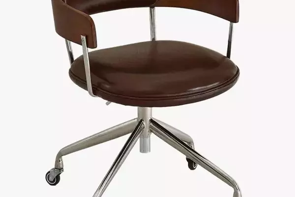 The Quest for the Perfect Desk Chair: Blending Style and Ergonomics