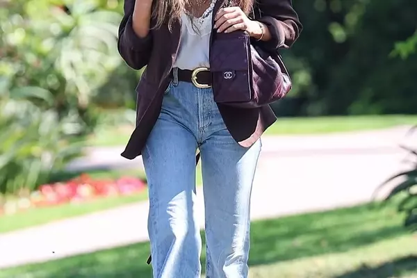 Jessica Alba's Style Secret: The Under-$200 Belt