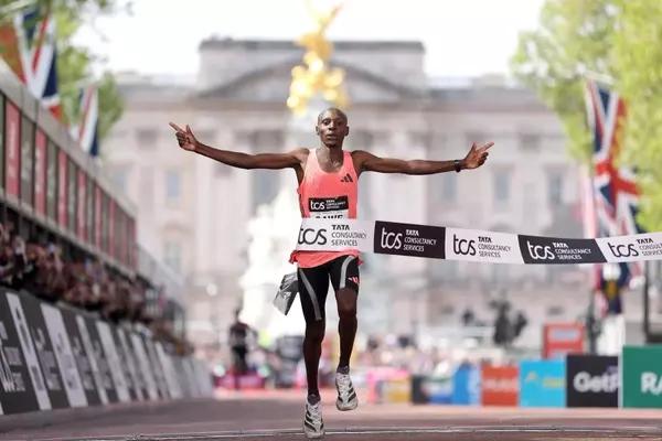 Marathon Mania: Brands Battle for Dominance in a Booming Market