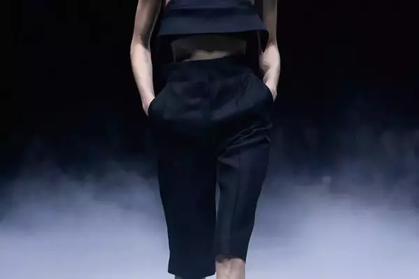The Resurgence of Wedge Sandals: A 90s Comeback with a Modern Twist