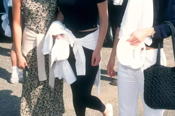 The Enduring Appeal of White Canvas Sneakers: A Fashion Revival