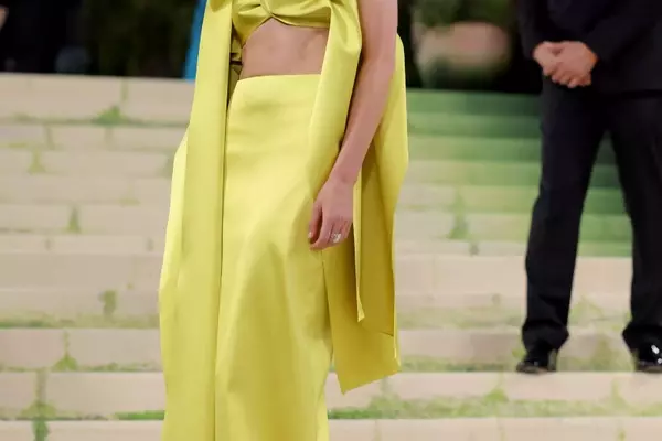 Sarah Pidgeon's Met Gala 2026 Look: A Transcontinental Journey of Style