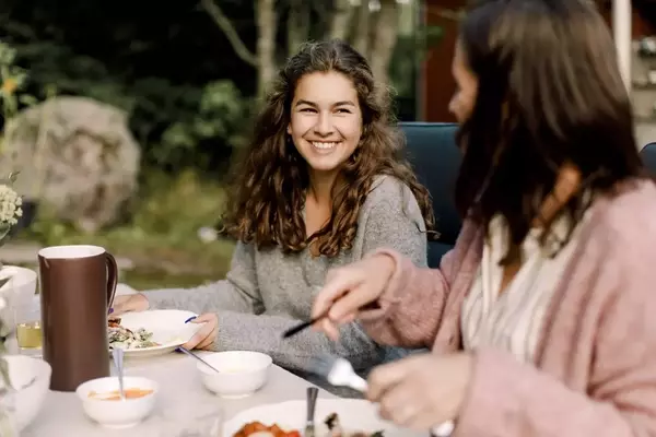 Strengthening Bonds: Activities for Mothers and Teenage Daughters