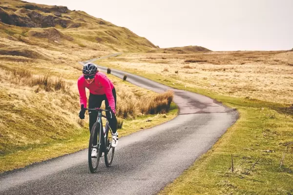 Beyond the Scales: Prioritizing Muscle and Fueling for Cyclist Performance
