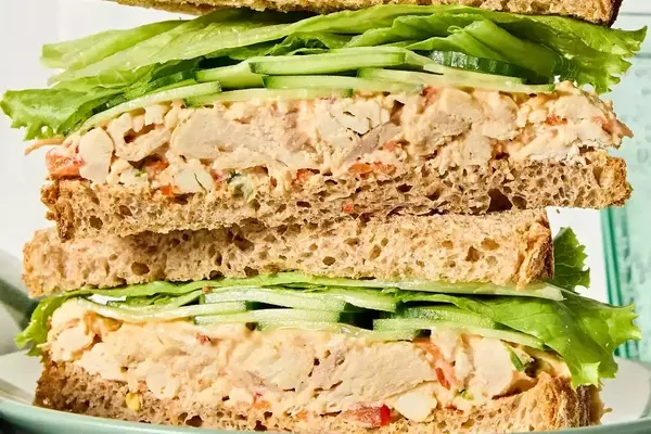 Spicy Chicken Salad Sandwich: A Flavorful and Healthy Lunch Option