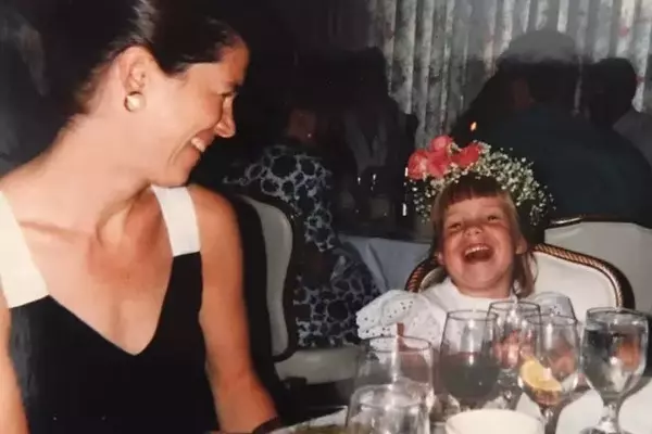 A Fashion Professional's Unexpected Joy: Grocery Shopping with Mom