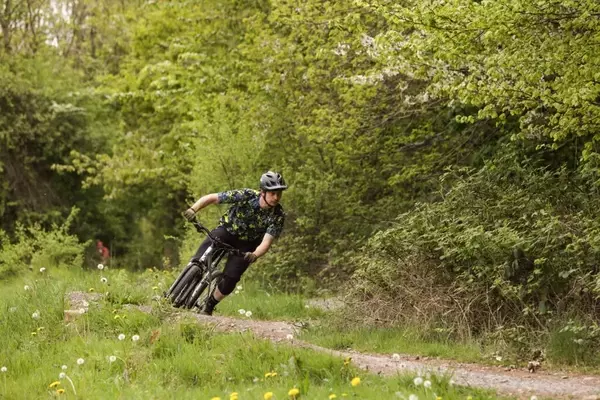 Essential Gear for Beginner Mountain and Gravel Cyclists