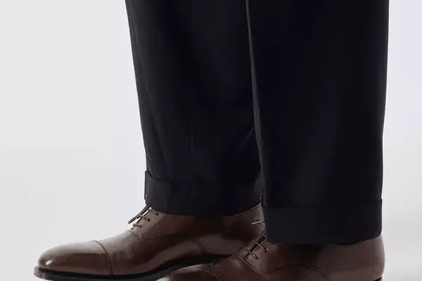 The Ultimate Guide to Men's Oxford Shoes: Styles, Selection, and Care