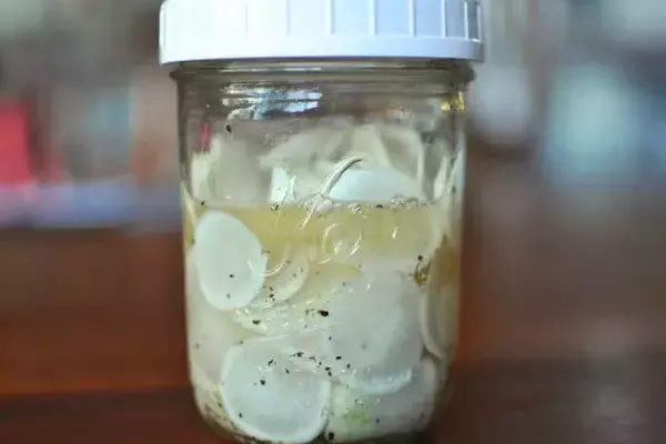 Crisp Pickled Hakurei Turnips: A Simple & Flavorful Recipe