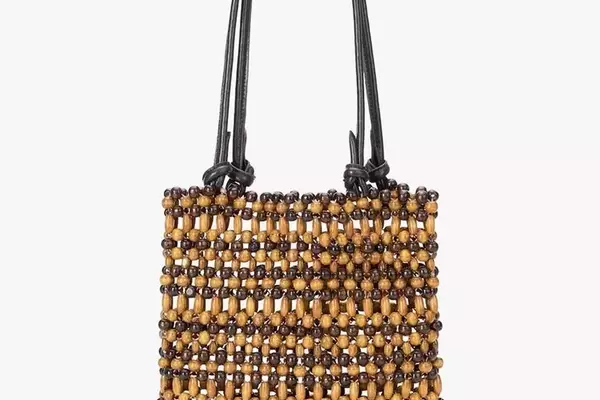 Embellished Handbags: The Must-Have Accessory for Summer