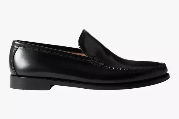 The Ultimate Guide to Venetian Loafers: Style, Comfort, and Craftsmanship