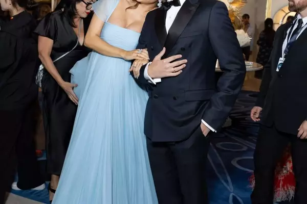 Barbara Palvin and Dylan Sprouse Expecting First Child