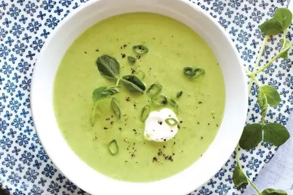 Velvety Sweet Pea Soup: A Culinary Delight