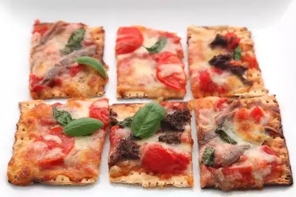 The Art of Crafting the Perfect Crispy Matzo Pizza