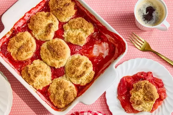 Perfect Strawberry Cobbler with Biscuit Topping