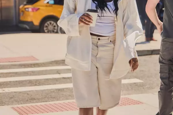 Essential Summer Style Guide: Key Trends and Outfit Formulas