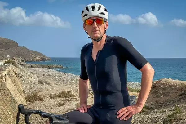 Velocio Luxe Merino Cycling Jersey Review: A Blend of Comfort and Performance