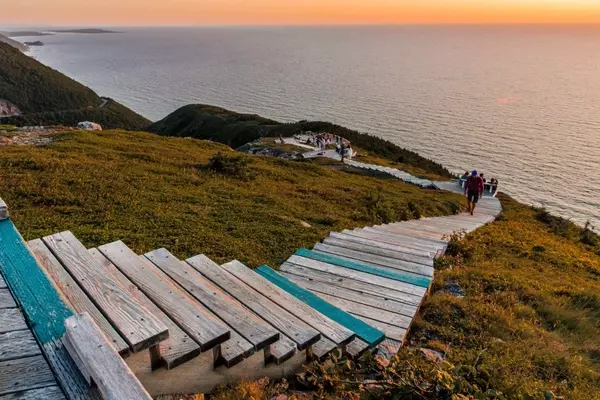 Canada's National Parks: A Free Gateway to Nature's Grandeur While US Fees Rise