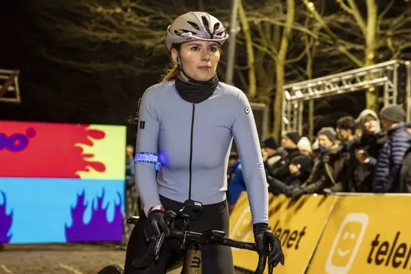 Influencer Cyclist Puck Moonen Returns to Professional Racing