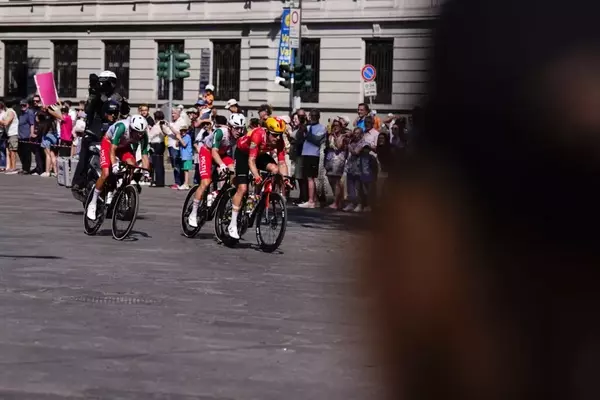 Giro d'Italia Milan Stage Sparks Controversy Over Rider Safety Concerns