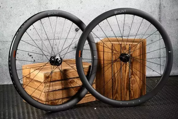Hunt 40 Carbon Gravel Dynamo Wheelset: A Comprehensive Review
