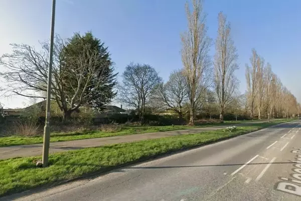 Oxfordshire's New Bike Path Faces Public Backlash Amid Safety Concerns